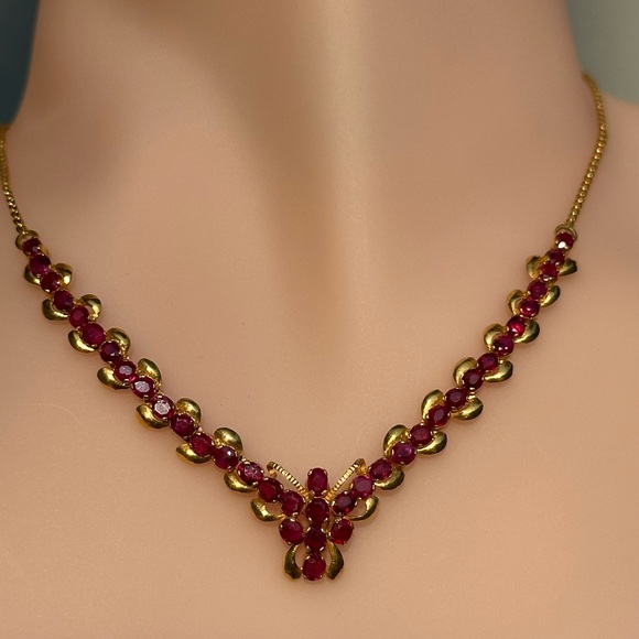 Burmese Ruby Necklace in 18 K solid gold - Picture 10 of 12